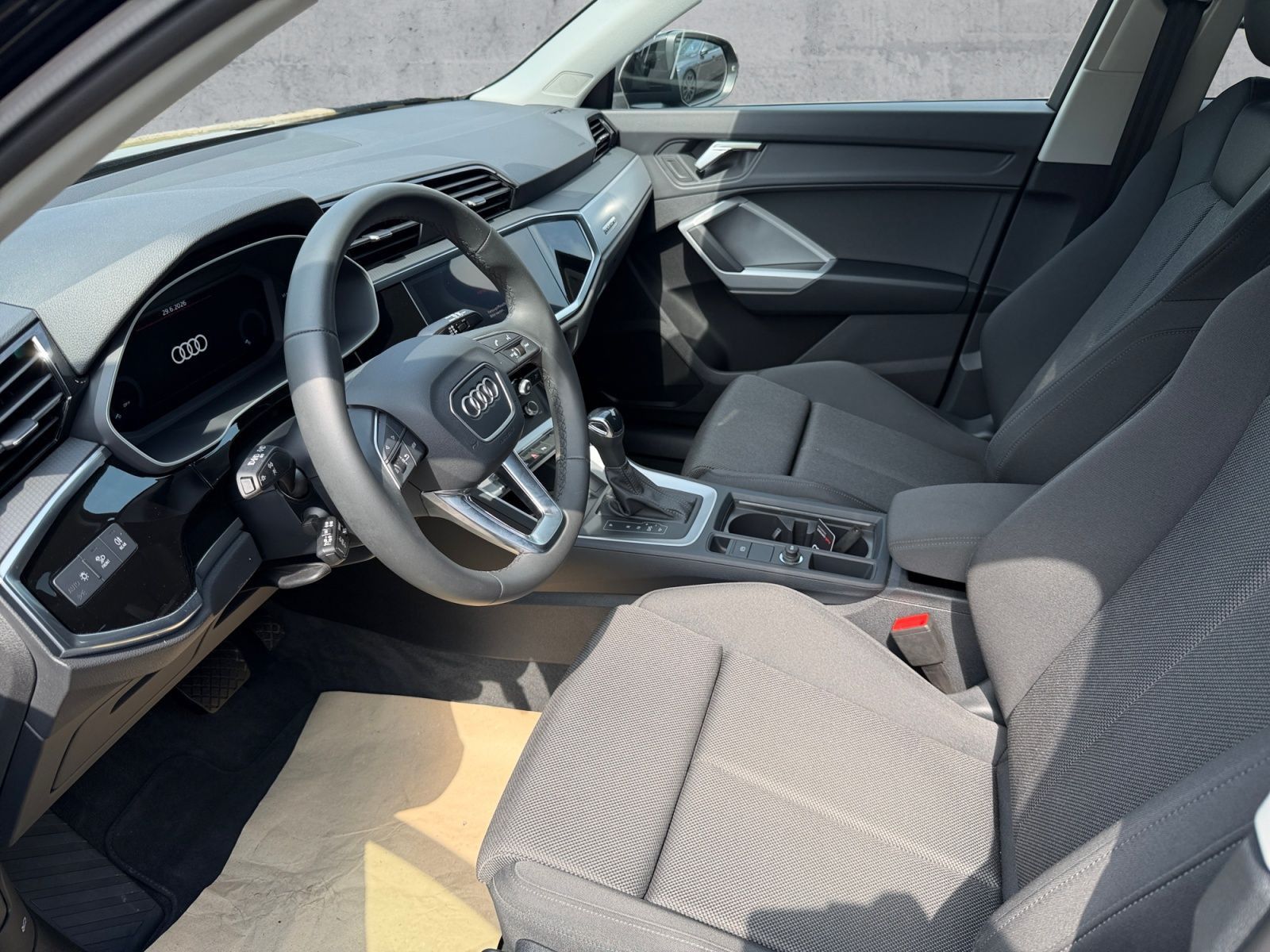Audi Q3 - Bild 12