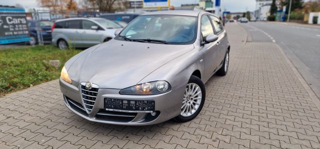 Alfa Romeo ANDERE 147 1.6 TS ECO 16V Distinctive