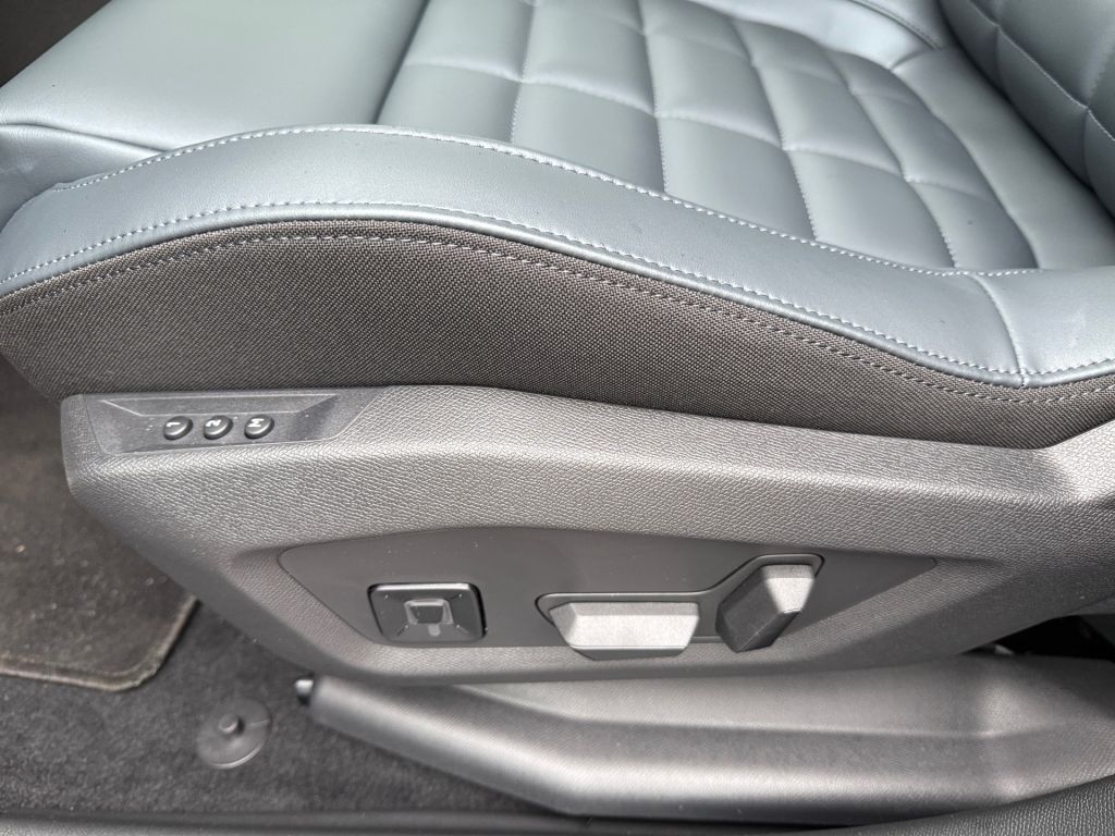 Fahrzeugabbildung Citroën C5 Aircross Hybrid 145 MAX