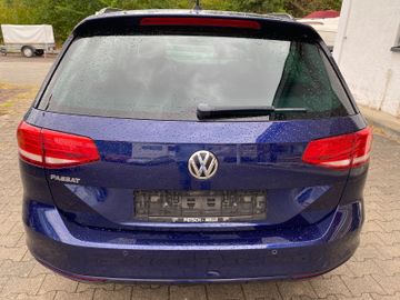 Volkswagen Passat Variant - 7
