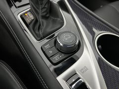 INFINITI Q60 2.0 TURBO/ 2.H/ VOLLAUSSTATTUNG/ CARBON INFINITI Q60 2.0 TURBO/ 2.H/ VOLLAUSSTATTUNG/ CARBON