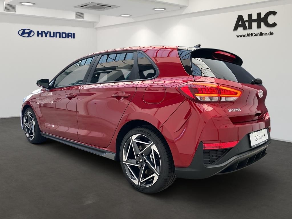 Fahrzeugabbildung Hyundai i30 5-Türer 1,5 T-GDI 7-DCT N-Line 2xKlima KAM