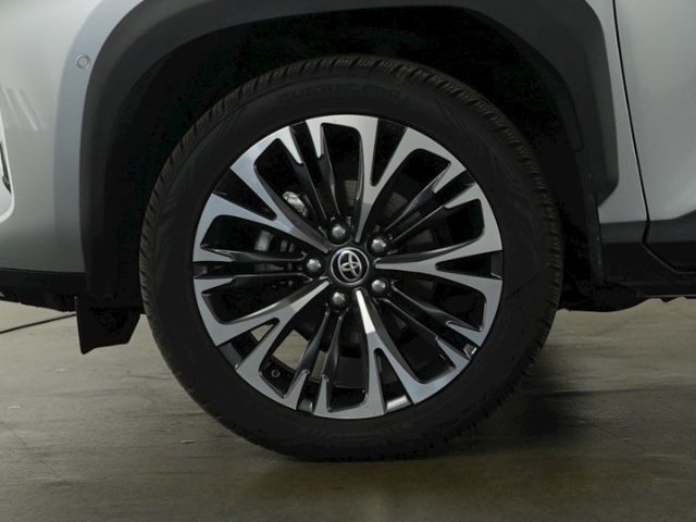 Yaris Cross ELEGANT HYBRID eCVT+LED MATRIX+NAVI+