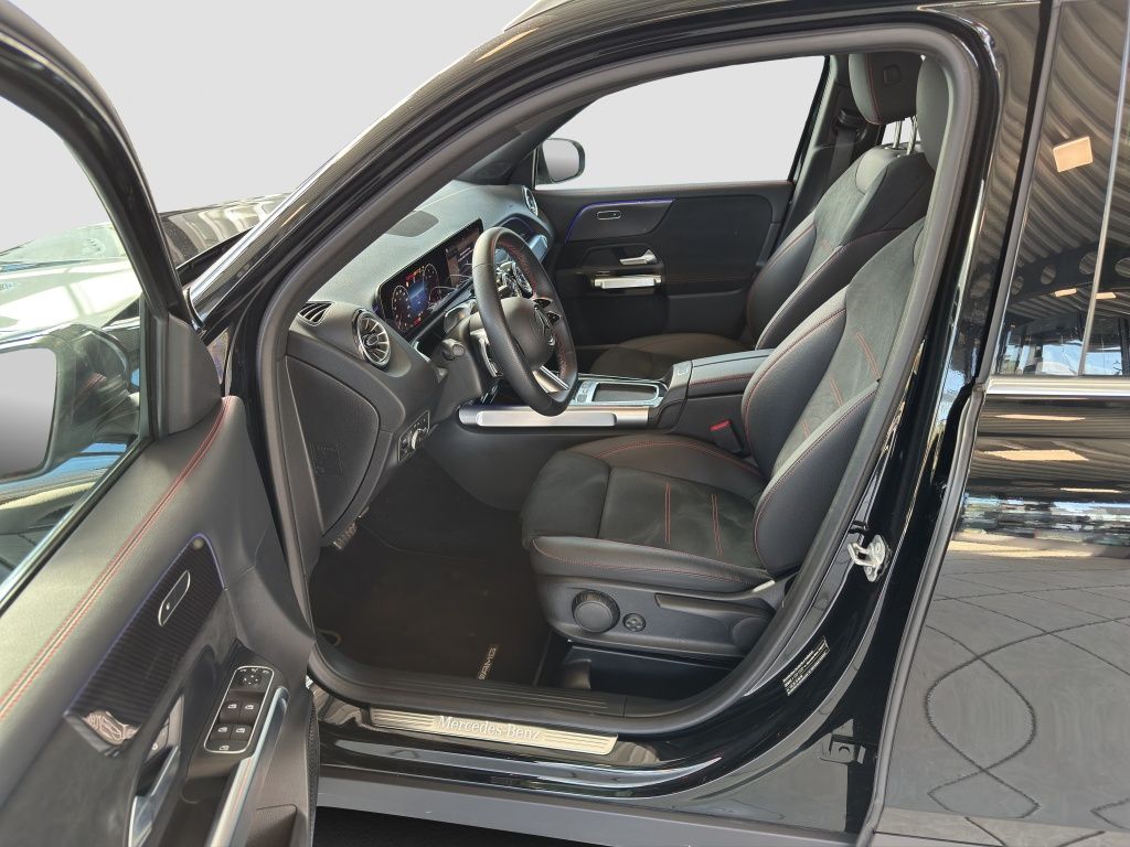 Fahrzeugabbildung Mercedes-Benz GLB 200 d *AMG*DISTRO.*KAMERA*EDW*LED*SITZH.*TWA