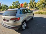 Skoda Karoq 1.5l TSI ACT DSG STYLE STYLE - Skoda Karoq von privat