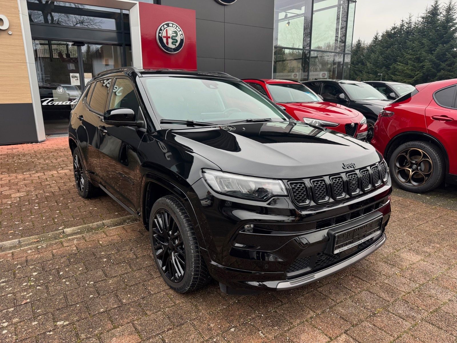 Fahrzeugabbildung Jeep COMPASS Altitude 360° Kamera Carplay Sitzheizung