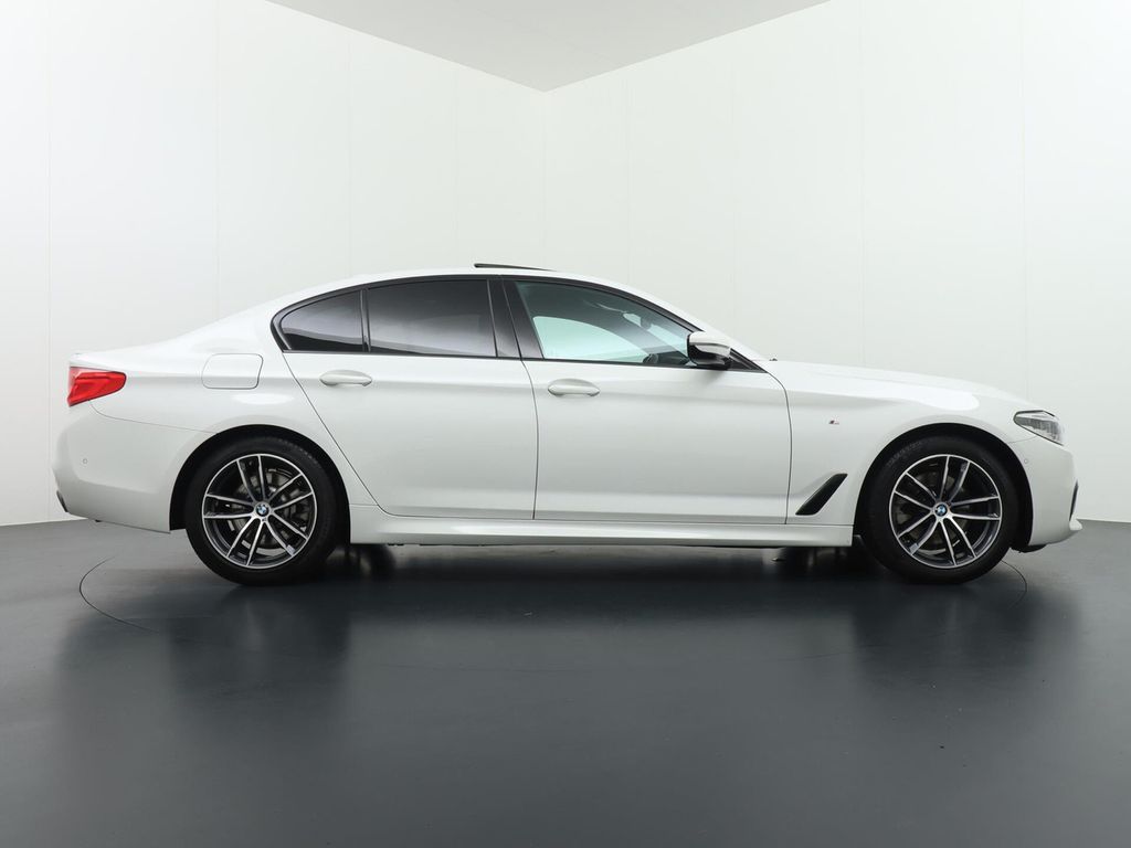 BMW 520 5-serie 520i High Executive Edition M Pakket