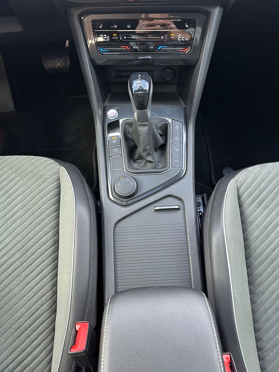 Fahrzeugabbildung SEAT Tarraco 1.4 e-Hybrid Xperience NAV+LED+PANO+AHK