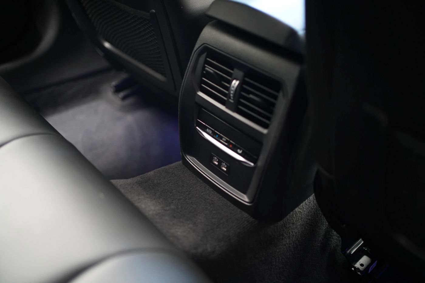 Fahrzeugabbildung BMW 320d xDrive M Sport +Laserlicht+Komfortzugang++