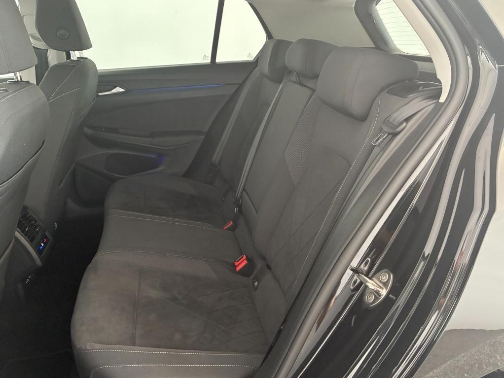 Volkswagen Golf Style 1.5 eTSI 96kW 7-Gang DSG, миниатюра 23