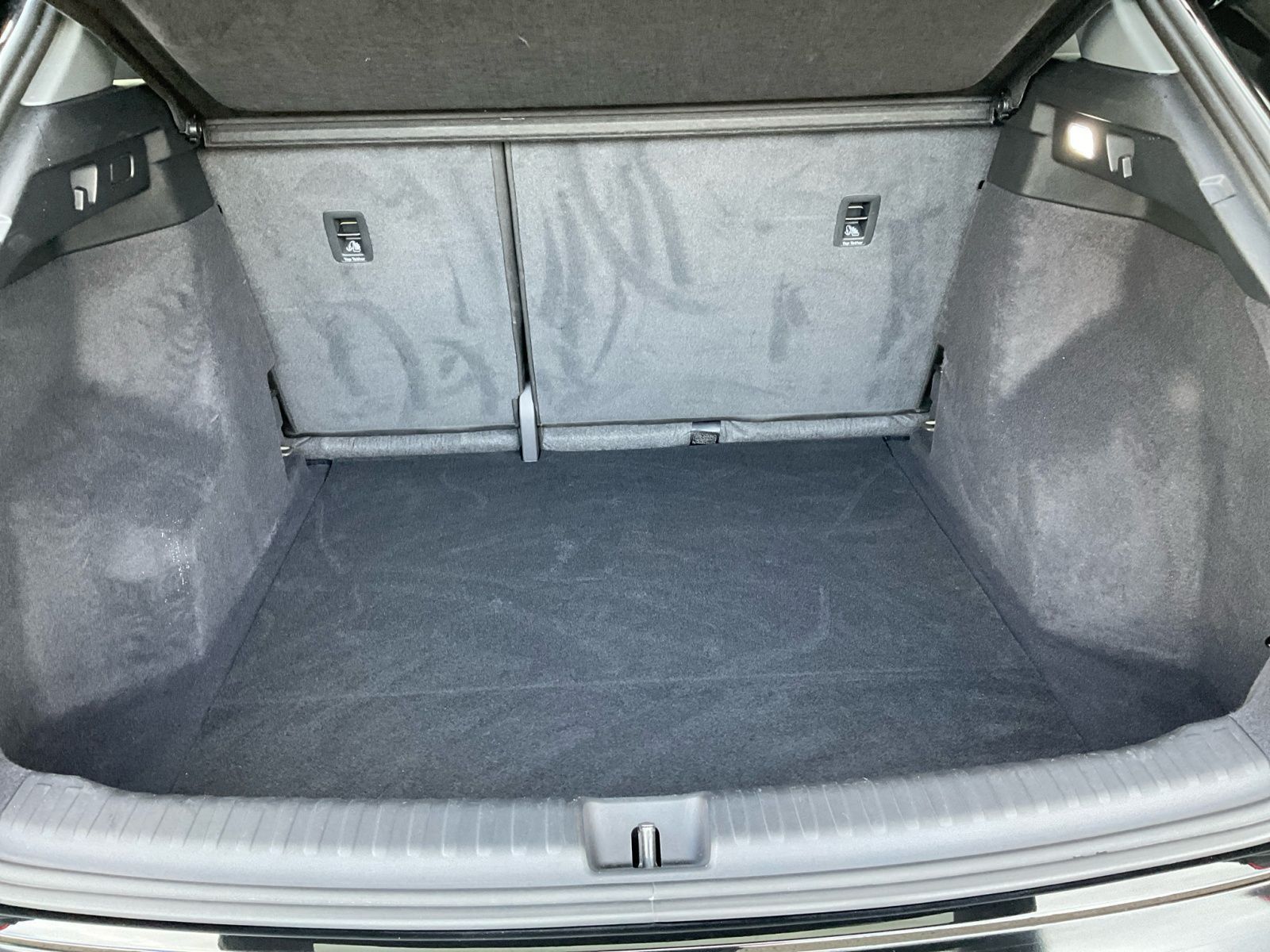 Audi Q4 e-tron - Bild 18