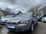 Volvo V50 Kombi 2,4 Momentum*AUTOMAT.*AHK*TÜV+AU 02.28 - Volvo V50: Automatik