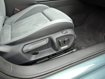 Fotografie 16 des VW Passat Variant 1.5 eTSI Business*Navi*AHK*LED*SH