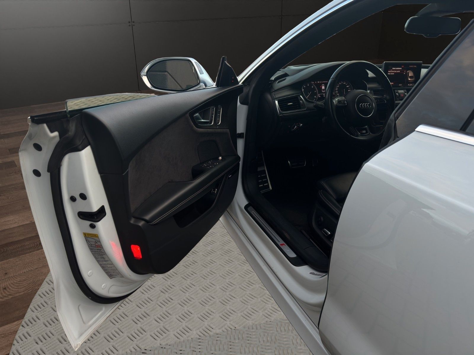 Fahrzeugabbildung Audi S7 4.0 V8 quattro Bose/S-Dach/HUD/Luftf./Keyless