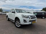 Isuzu D-Max Extra  Cab 4WD IINSTYLE !AUTOMAAT -KLIMA ! - Isuzu Gebrauchtwagen von 2019