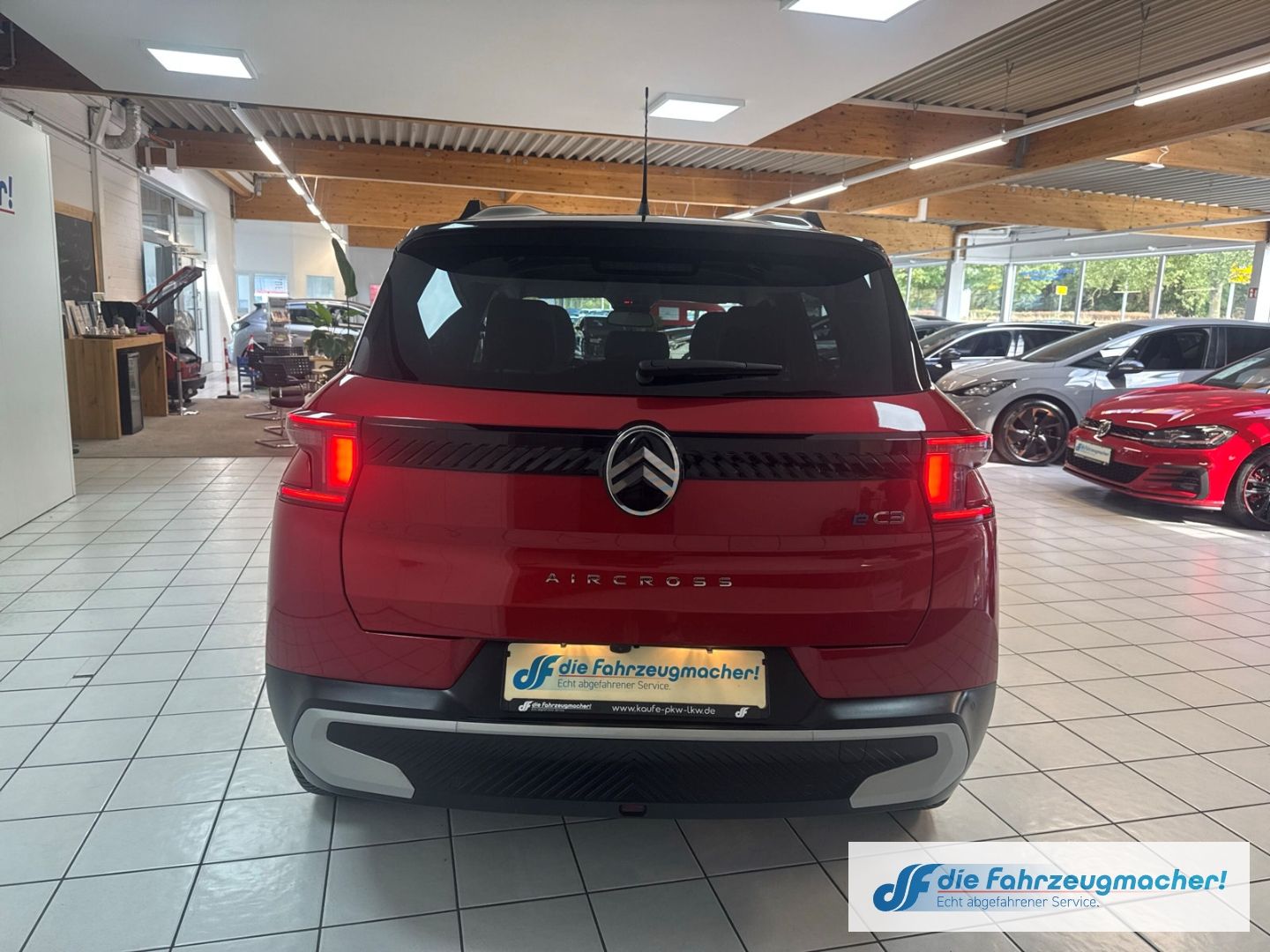 Fahrzeugabbildung Citroën C3 Aircross E 113 MAX HUD Navi LED Apple CarPlay