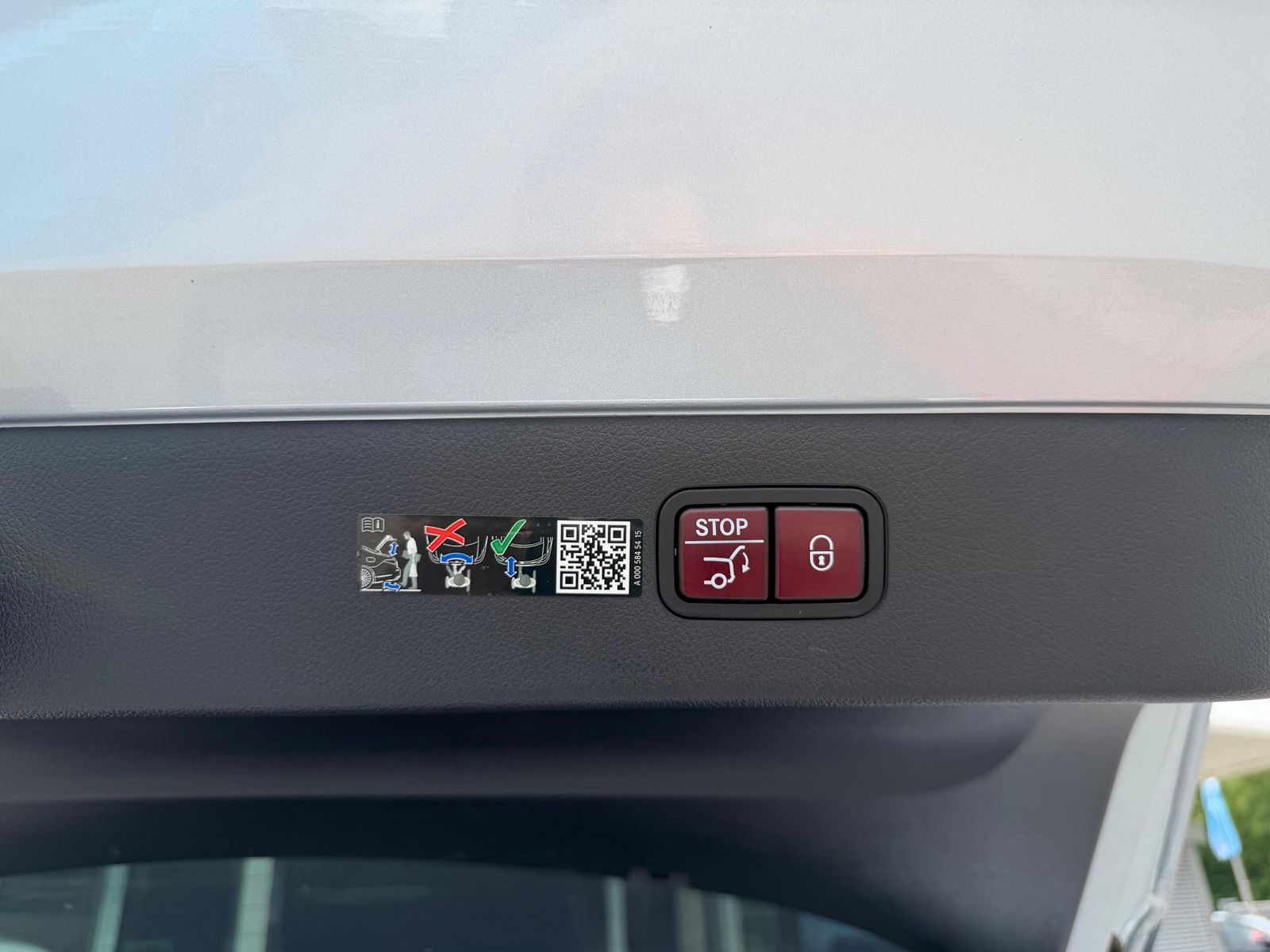 Fahrzeugabbildung Mercedes-Benz EQS  450+ AIRMAT+PANO+LED+SHZ+MEMO+ACC+WP+360°+