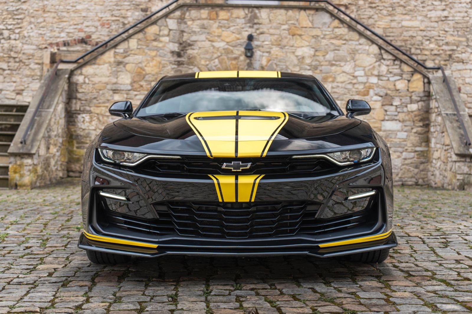 Fahrzeugabbildung Chevrolet Camaro SS 6,2L HUD LED BOSE KAM CARPLAY TOTW