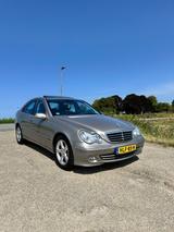Mercedes-Benz C 200 KOMPRESSOR T AVANTGARDE Avantgarde - gebrauchte Mercedes-Benz C 200 aus dem Jahr 2005