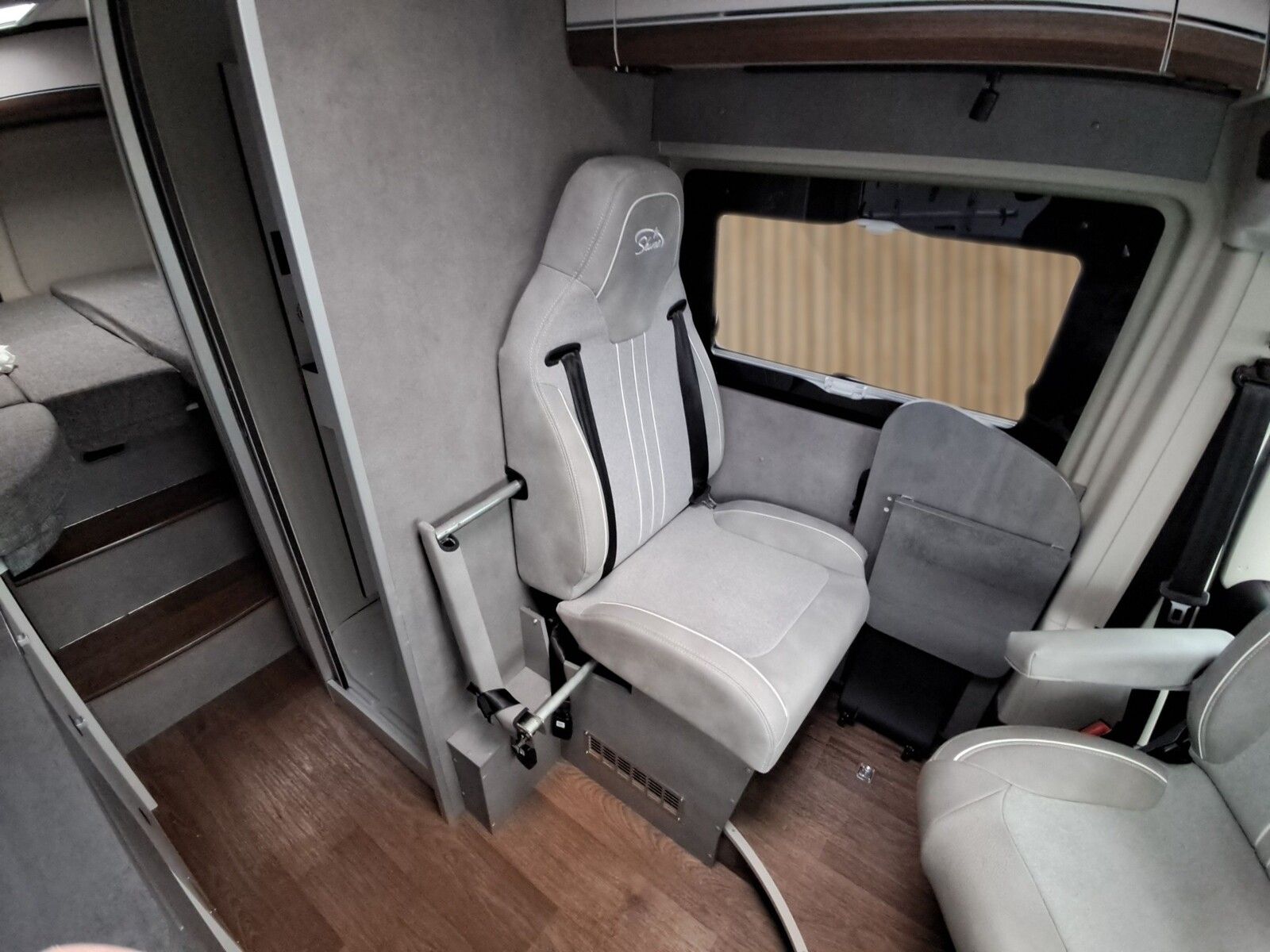 Fahrzeugabbildung Pössl Summit Shine 600 L Citroen 140 PS Mark/Solar/AHK