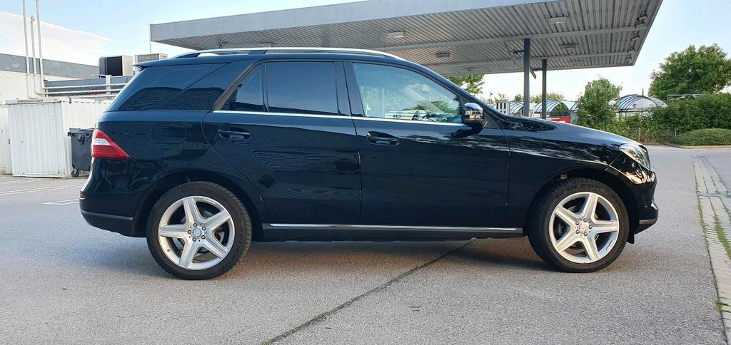Mercedes-Benz ML 250