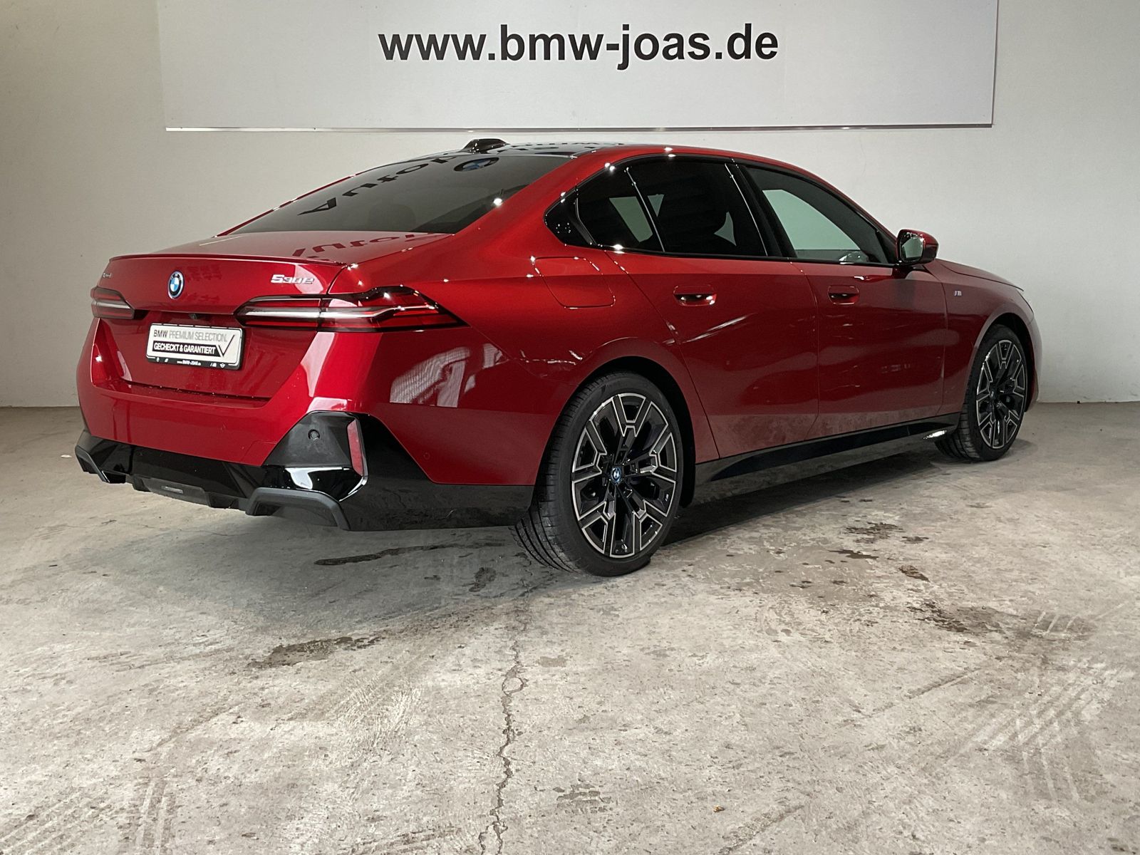 Fahrzeugabbildung BMW 530e xDrive M Sportpaket, Panorama Glasdach, akt