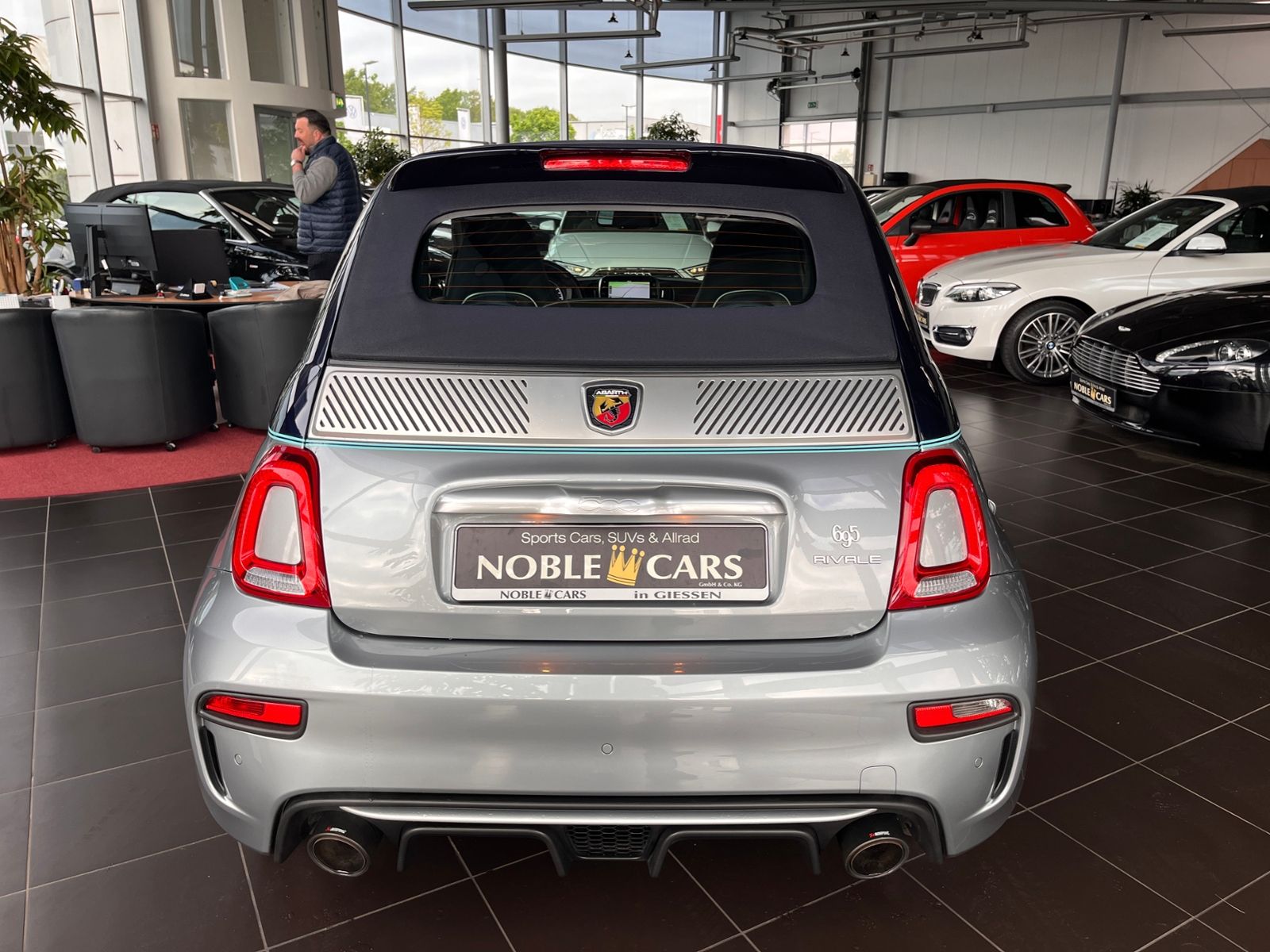 Fahrzeugabbildung Abarth 695C Rivale  Mahagoni LEDER Sitzheizung