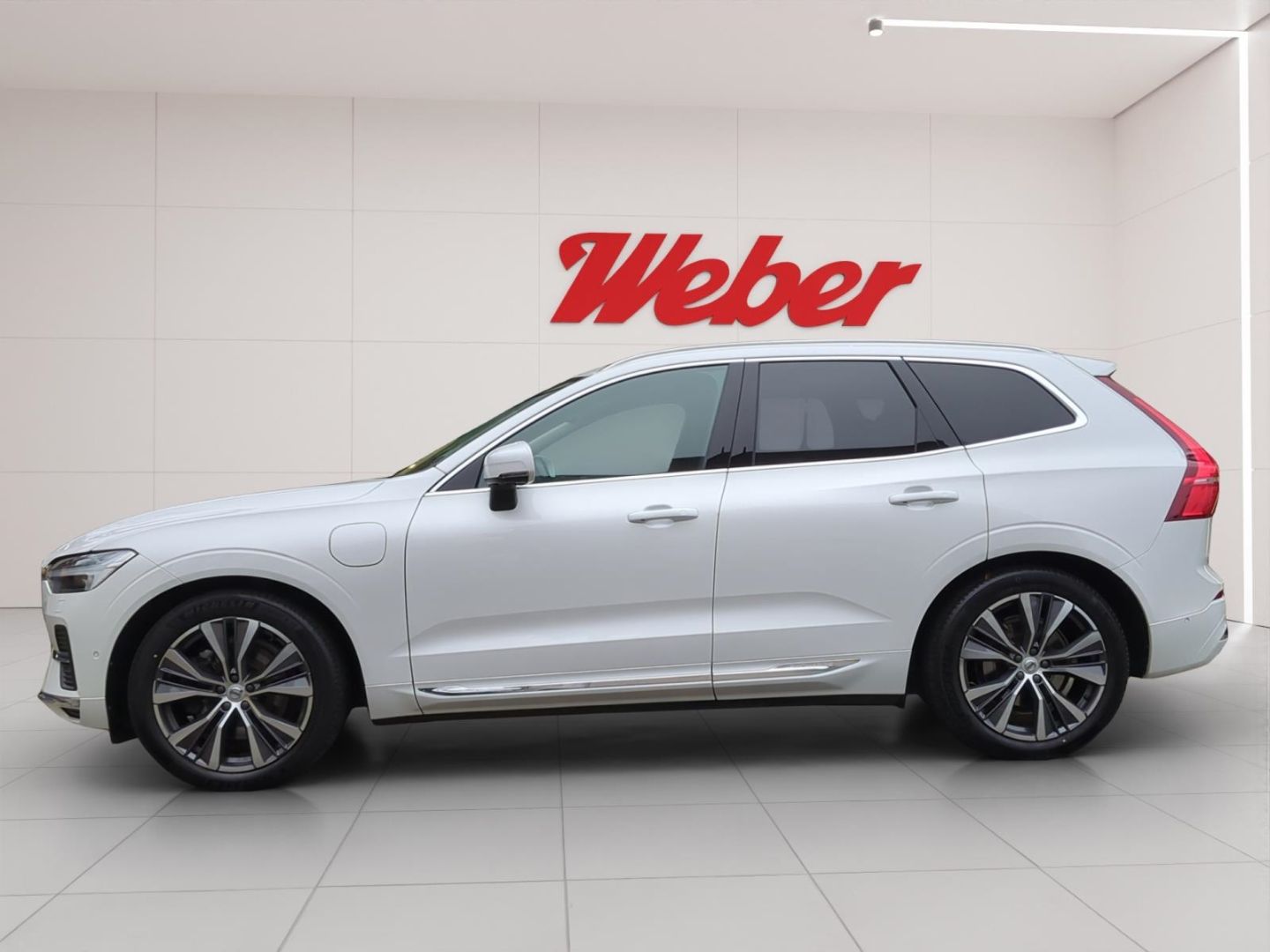 Volvo XC60 T6 Recharge Inscription *Luft*BLIS*AHK*HUD* imagem 3
