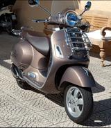 Vespa 300 GTS Touring ABS, ASR 3150km M45  - VESPA 300 GTS TOURING