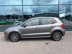 Fahrzeugabbildung Volkswagen Polo 1.0 Allstar Klima Einparkhilfe Tempomat 15"