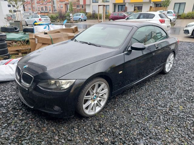 BMW 325 Baureihe 3 Cabrio 325i M-Paket Sport