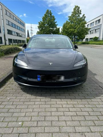 Andere Tesla Model 3 Highland SR (Fahrzeug hat no...