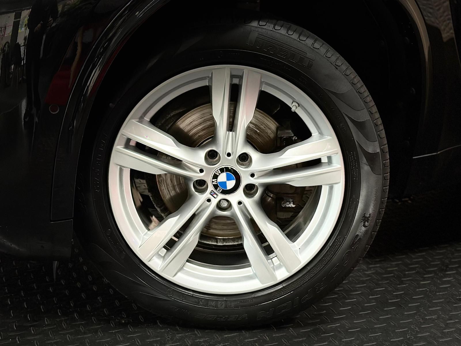 BMW X5 xDrive30d M SPORT PAKET SHADOW *LED#AHK#PANO - Image 9