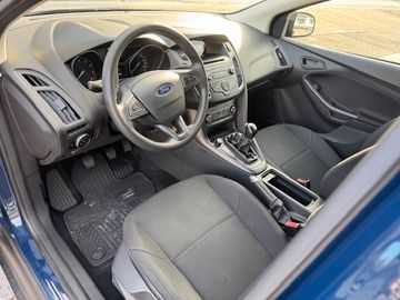Ford Focus - 11