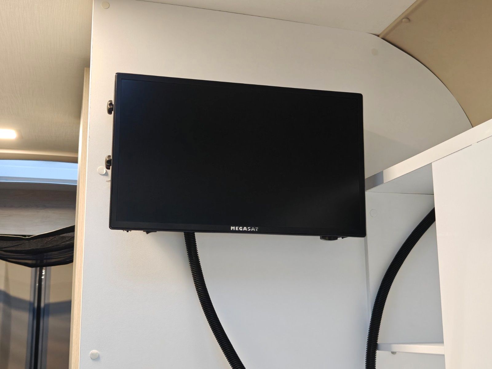 Fahrzeugabbildung Roller Team Livingstone Next 540 - SAT, TV, Solar, Kamera -