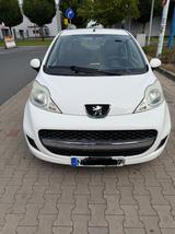 Peugeot 107 Petit Filou 70 Petit Filou - Peugeot 107: Petit Filou