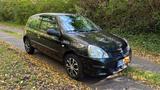 Renault Clio Yahoo! 1.2 16V 75 Yahoo! - Renault Clio mit Benzin-Antrieb: Limousine, Yahoo