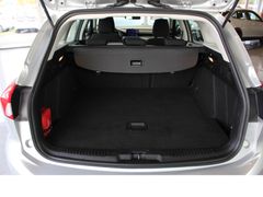 Fahrzeugabbildung Ford Focus Cool & Connect,8-Gang Automatic,Top