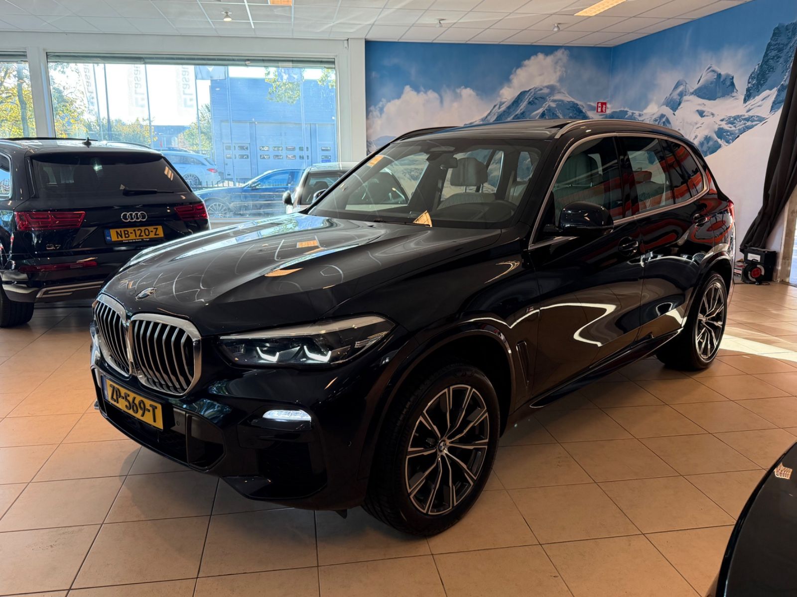 BMW X5 xDrive 30d M-SPORT/PANO/HUD/ACC/AHK/LUFT./VOL