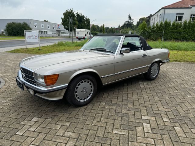 Mercedes-Benz SL 300 , Hardtop, Gutachten Zustand 2 +