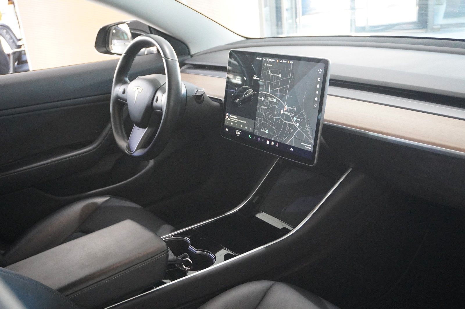 Fahrzeugabbildung Tesla Model 3 LONGRANGE DUAL-MOTOR NAVI/KAMERA/PANO/SH