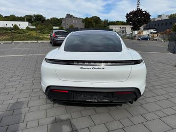 2020 Porsche TAYCAN 照片 6