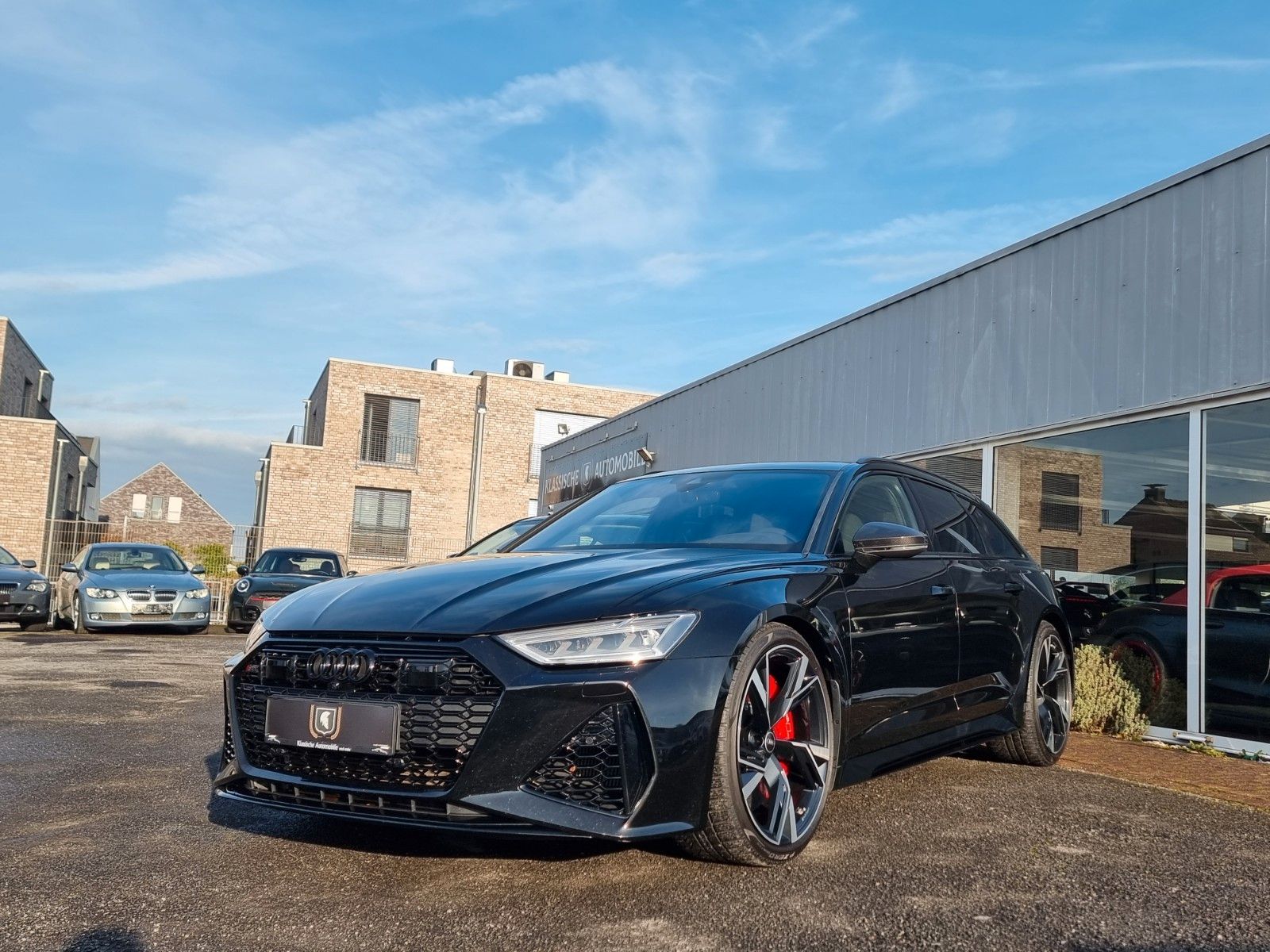 Fahrzeugabbildung Audi RS6/Dynamik Plus/Keramik/Sportabgas/RS-Fahrwerk