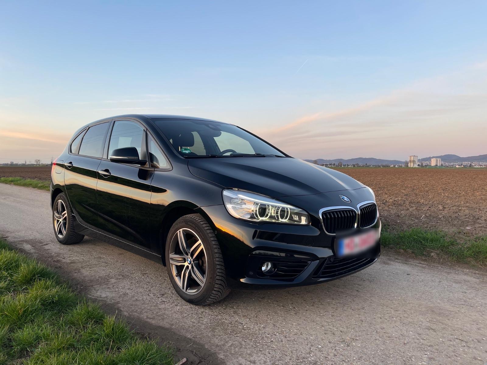 BMW 220 Active Tourer 220d xDrive Sport Line