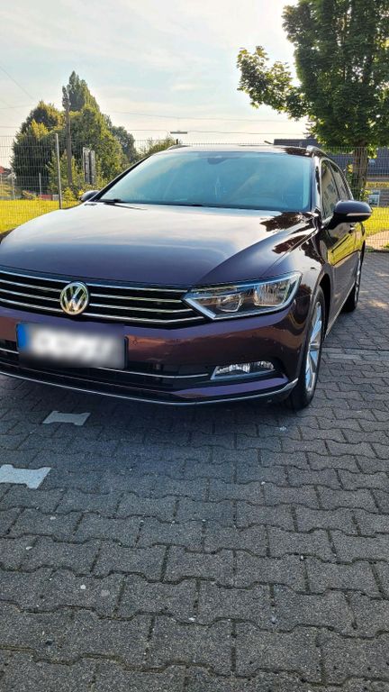 Image of Volkswagen Passat