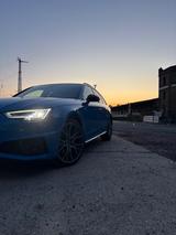 Audi A4 40 g-tron S tronic S line Avant S line - Audi A4 mit CNG-Antrieb