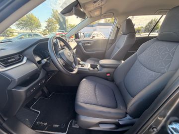 Toyota RAV 4 - 10