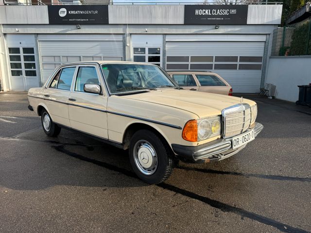 Mercedes-Benz 300D W123 88PS 4-Gang / 1. Hand, MB-Tex