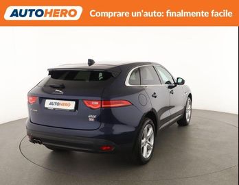 Jaguar F-Pace - 5