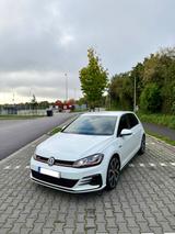 Volkswagen Golf 2.0 TSI DSG GTI Performance GTI Performance - Volkswagen Gebrauchtwagen in Aachen